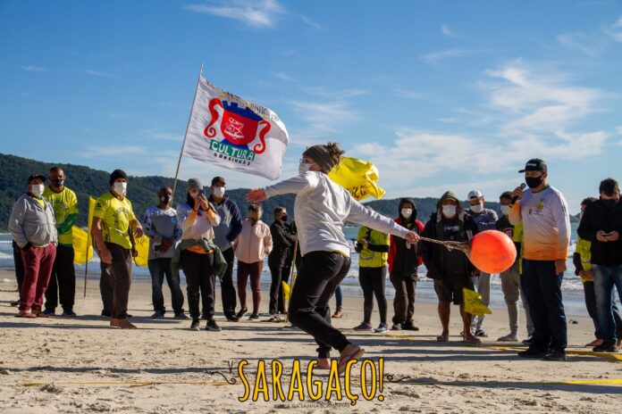 O Saragaço é um evento que integra e envolve pescadores, comunidade tradicional e visitantes