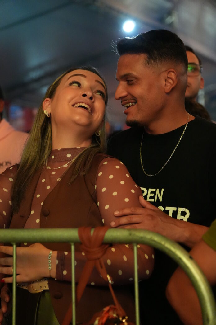Durante três dias, o evento reuniu cultura, gastronomia, competições náuticas, shows regionais e nacionais. Foto: Ferrugem (capa), Aleson Padilha, Heloísa D’Ávila, Rodrigo Ramos & Vitória Costa
